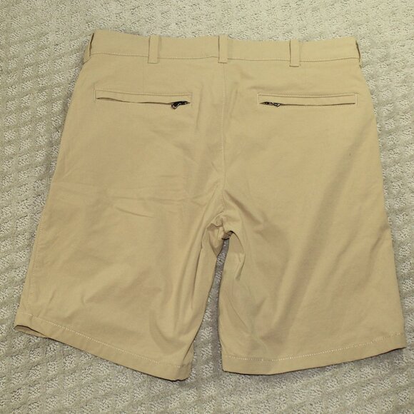 NWOT J.Crew Mens Stretch Flex Land Water Shorts Tan Size 31 x 9 - Picture 2 of 5